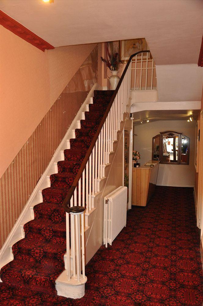 The Carlton Hotel Ipswich Bagian luar foto