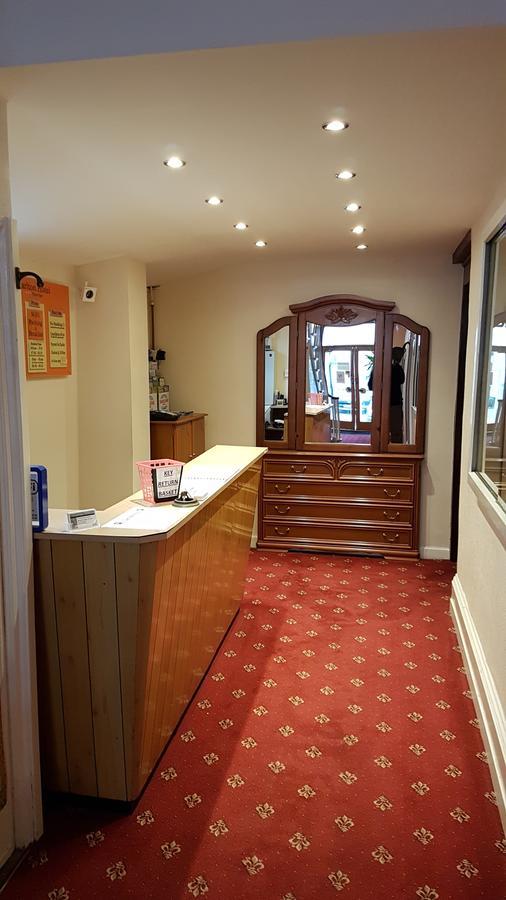 The Carlton Hotel Ipswich Bagian luar foto